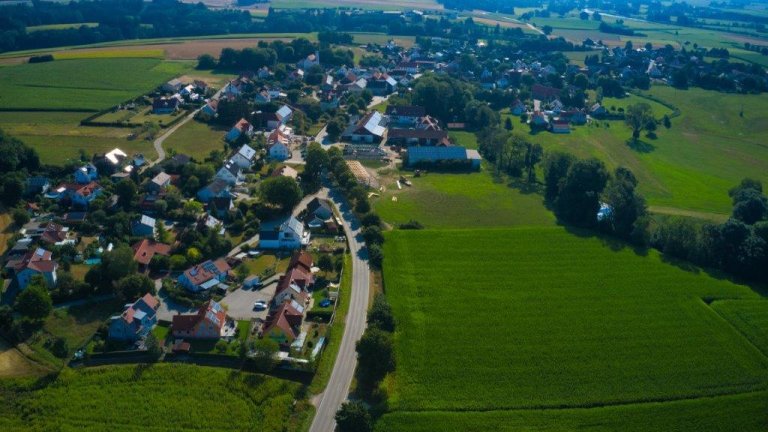 Grossansicht in neuem Fenster: Luftbildaufnahmen Zolling - Palzing (2/4)